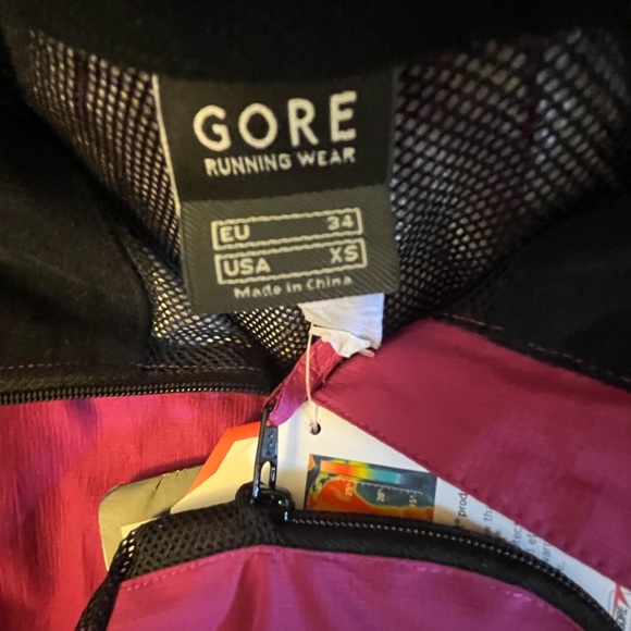 GORE Windstopper Jacket - NWT - Picture 10 of 11